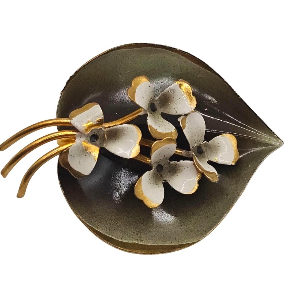 Vintage Enamel Flower Leaf Brooch Lily Pad Green Gold Tone White Floral Pin
